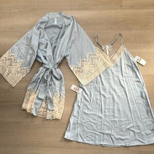 Flora Nikrooz Robe & Nightgown Set